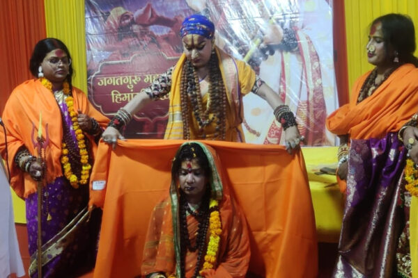 मध्यप्रदेश की प्रथम किन्नर श्रीश्री 1008 महामंडलेश्वर संजना सखी बनी
