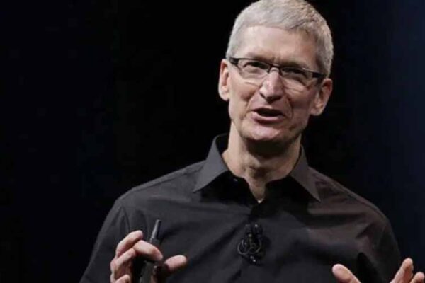 Apple के सीईओ की सैलरी में हुआ 18% का इजाफा