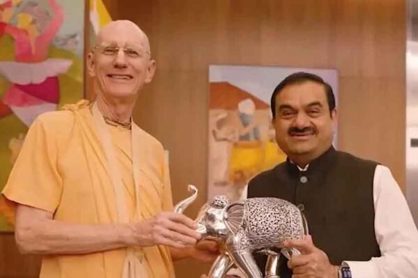 महाकुंभ मेले में श्रद्धालुओं को परोसेंगे भोजन, गौतम अदाणी ने की इस्कॉन ग्रुप के चेयरमैन से मुलाकात