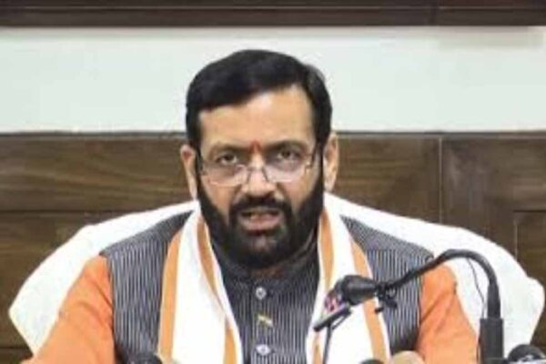सीएम नायब सिंह सैनी की सरकार ने बड़ी कार्रवाई करते हुए 370 भ्रष्ट पटवारियों की सूची जारी की