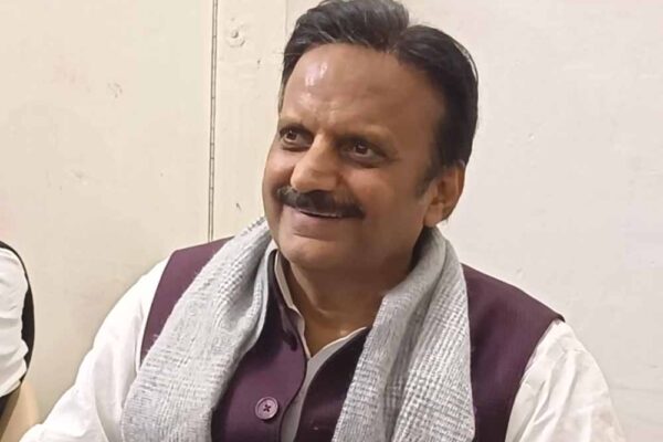 उप मुख्यमंत्री शुक्ल ने कहा- प्रत्येक नागरिक को गुणवत्तापूर्ण स्वास्थ्य सुविधाएं और उच्च स्तर की शिक्षा विकास का मूल लक्ष्य