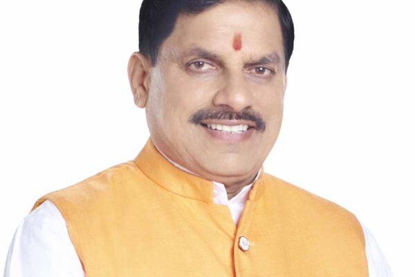 स्वामी विवेकानंद युवा शक्ति मिशनः संवाद, सामर्थ्य और समृद्धि की त्रिवेणी: डॉ. मोहन यादव