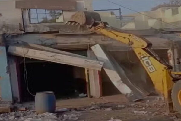 मोती नगर में रहवासियों को 15 दिन में घर खाली करने का नोटिस, 500 मकानों को हटाया जाएगा
