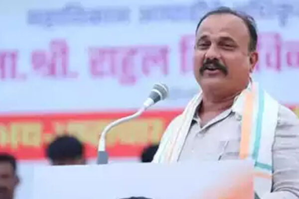 महाराष्ट्र कांग्रेस को मिला नया अध्यक्ष, हर्षवर्धन सपकाल को सौंपी गई जिम्मेदारी