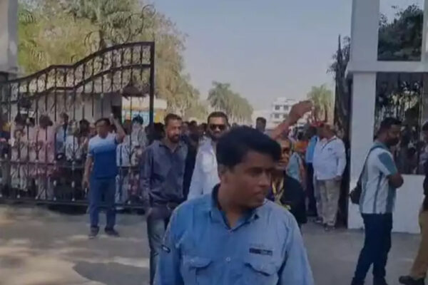 जहां से 12 साल पहले गिरफ्तारी हुई थी, इंदौर के उसी आश्रम लौटा आसाराम