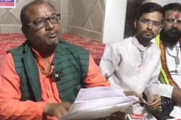 फिर मंदिरों को सरकारीकरण से मुक्त करने की मांग, मठ-मंदिर पुजारी संगठन ने HC में लगाई याचिका