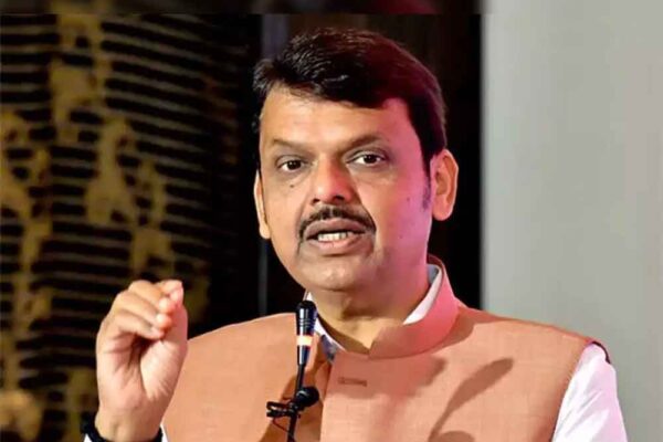 मंत्रियों के कहने पर किसी भ्रष्ट निजी सहायकों और विशेष कार्य अधिकारी की नियुक्तियों को मंजूरी नहीं देंगे: फडणवीस