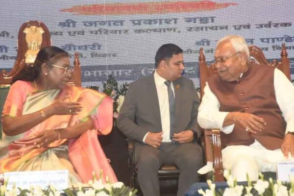 राष्ट्रपति मुर्मु ने उद्घाटन कर कहा- जो अस्वस्थ होते हैं उनके लिए दवाई गंगा के जल की तरह होती है
