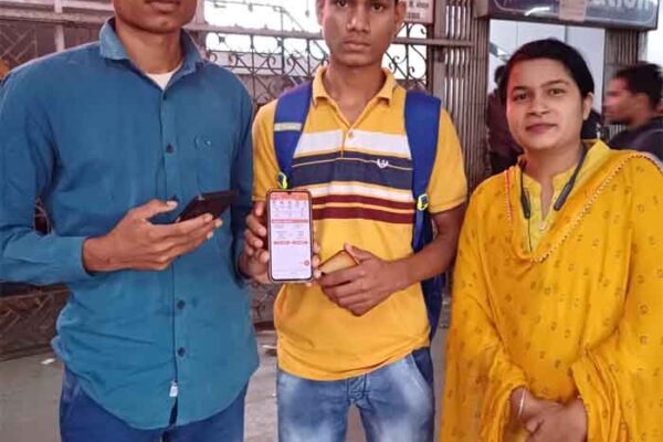 यात्रियों की सुविधा के लिए डिजिटल पहल: यूटीएस ऑन मोबाइल ऐप बना लोकप्रिय विकल्प
