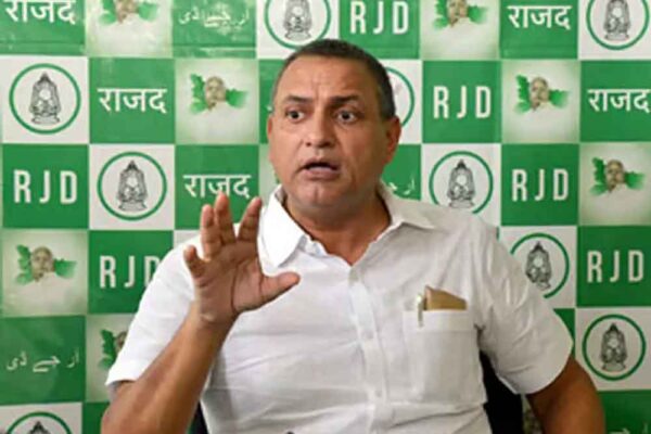 केंद्र सरकार महाकुंभ के दौरान मारे गए तीर्थयात्रियों की संख्या के बारे में खुलासा नहीं कर रही: सांसद सुधाकर सिंह