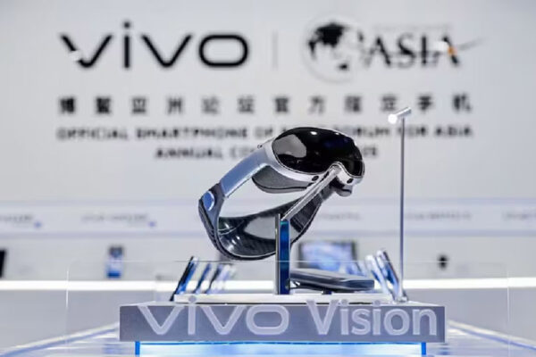 Vivo ने दिखाया अपना पहला MR हेडसेट Vision, Apple को देगा टक्कर!