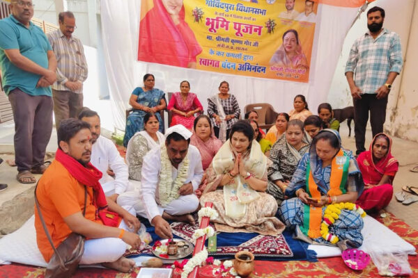 सड़कें न केवल आवागमन को सुगम बनाएंगी, बल्कि क्षेत्र के विकास में भी सहायक सिद्ध होंगी : मंत्री श्रीमती गौर