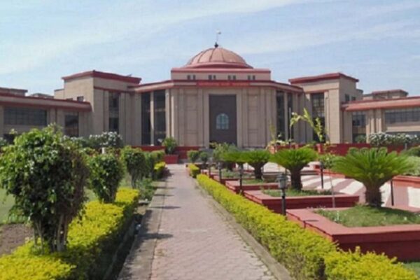 छत्तीसगढ़ हाई कोर्ट ने कर्मचारियों की निलंबन अवधि को माना जाएगा ड्यूटी का हिस्सा, एक अहम फैसला सुनाया