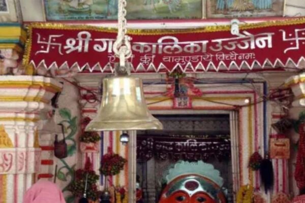 शक्तिपीठ हरसिद्धि में 3100 रुपए, गढ़कालिका में 3300 रुपए में हो रही बुकिंग, दर्शनार्थियों का लगेगा तांता