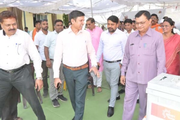 छत्तीसगढ़ सरकार की छबि एक जनहितैषी सरकार के रूप में अंकित हुई- उद्योग मंत्री देवांगन