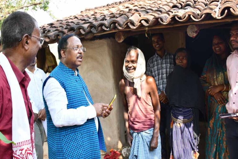 आवास योजना के लिए पात्र हितग्राहियों का सर्वेक्षण किया जा रहा, विशेष आवास सर्वेक्षण पखवाड़ा 30 अप्रैल तक