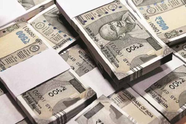 केंद्रीय कर्मचारियों को लाभ मिलने के बाद मध्य प्रदेश सरकार 8वें वेतनमान की सिफारिशों को लागू करेगी, जाने कितना बढ़ेगा वेतन
