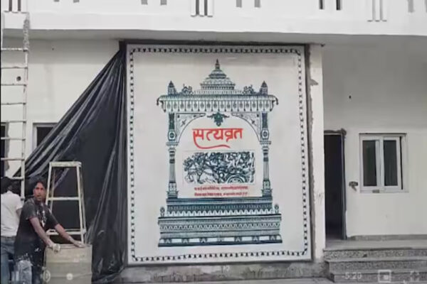 Ramnavami पर Sambhal में Jama Masjid के सामने बनी Police Chowki का उद्घाटन