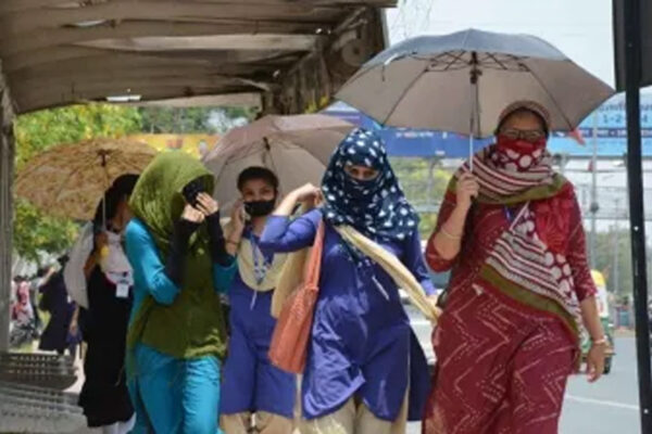 एमपी में कड़ी धूप, पारा चढ़ना शुरू, रतलाम में तापमान 42° के पार, जानें गर्मी वाला अपडेट