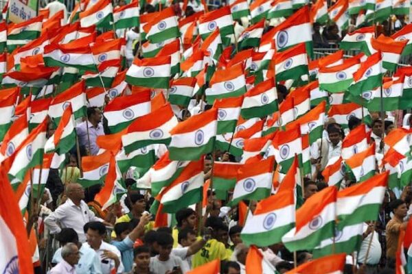 इंदौर में आज शाम 4 बजे सिविल डिफेंस अभियान के अंतर्गत बड़ा गणपति चौराहे से राजबाड़ा तक विशाल तिरंगा यात्रा निकाली जाएगी