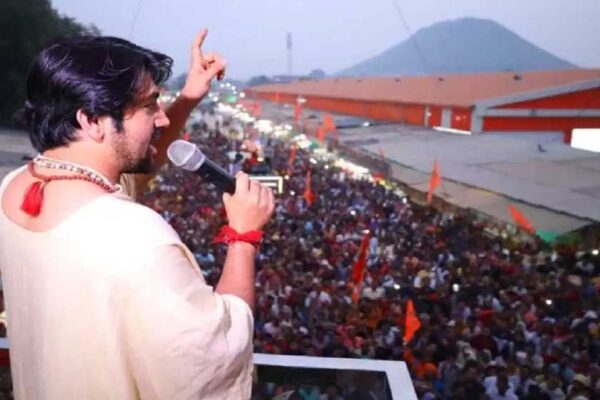 पंडित धीरेंद्र शास्त्री करेंगे 131 किमी पैदल यात्रा, बाबा बागेश्वर बोले- 5 करोड़ लोगों से करेंगे संवाद