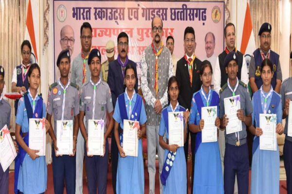 युवाओं को स्काउट, गाईड्स हमेशा आदर्श व जिम्मेदार नागरिक बनने की प्रेरणा देता है -डेका