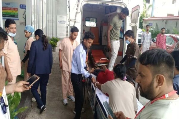 सिहोर से भोपाल जा रही बस के चालक को बीच रास्ते में हार्ट अटैक आया, यात्रियों ने सीपीआर देकर बचाई जान