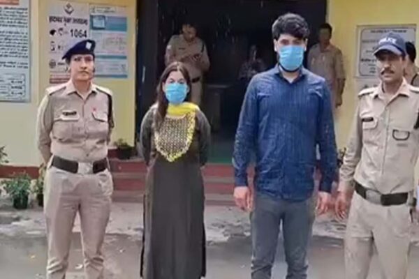 13 साल की बच्ची ने लगाए अपनी मां और उनके दोस्तों ने मेरे साथ गंदा काम करने के आरोप, केस दर्ज