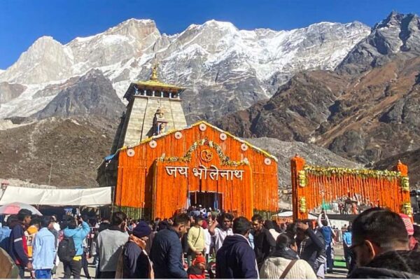 चारधाम यात्रा में सेहत बन रही जानलेवा चुनौती, खराब स्वास्थ्य ने ली 80 ज़िंदगियां