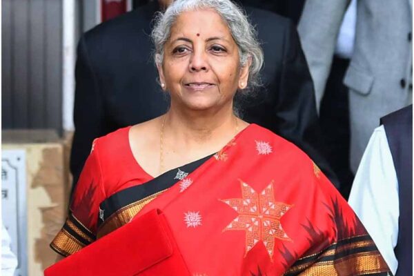 वित्त मंत्री ने ‘सशक्त नारी के 11 वर्ष’ पर प्रकाश डालते हुए कहा- देश के आर्थिक विकास में अहम योगदान दे रहीं महिलाएं