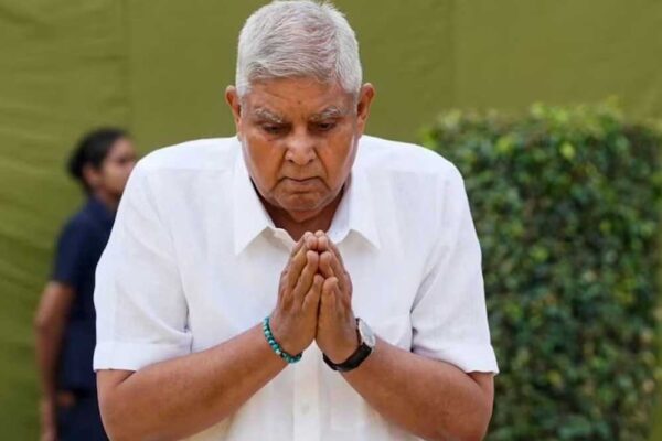 धनखड़ के इस्तीफे के बाद अब आगे क्या, कब और कैसे …कांग्रेस हमलावर; टाइमिंग पर उठाए सवाल