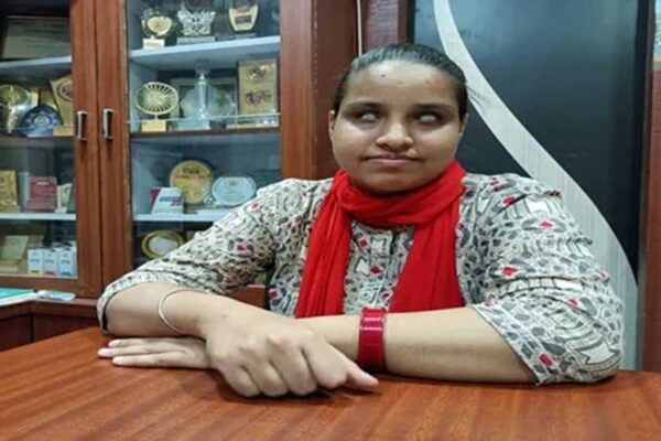 गुरदीप कौर सुन-देख-बोल नहीं नहीं सकने वाली महिला को मिली सरकारी नौकरी ! इंदौर की गुरदीप ने रचा इतिहास