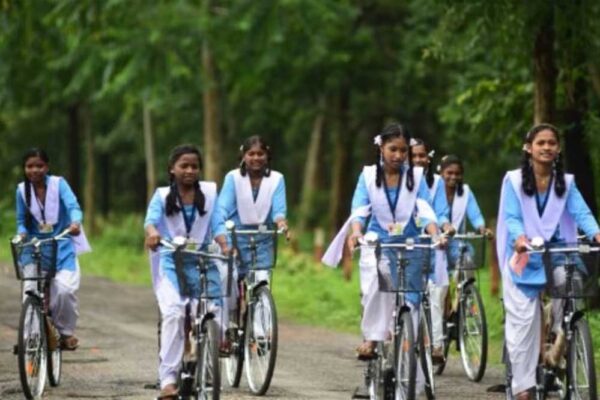 मध्य प्रदेश में स्कूली छात्रों को खुशखबरी, मिलेगी फ्री साइकिलें, इन स्टूडेंटों को मिलेगा लाभ, 10 जुलाई को सीएम यादव देंगे सौगात