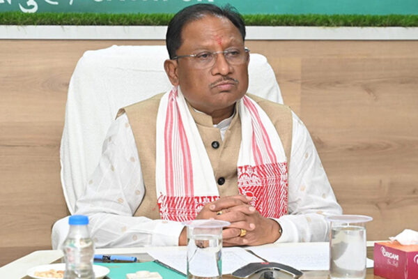 समन्वित प्रयासों से निराश्रित पशुओं की समस्या का स्थायी समाधान आवश्यक : मुख्यमंत्री