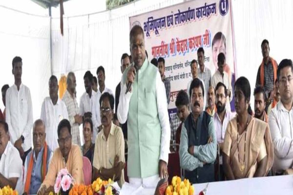 वन मंत्री केदार कश्यप ने किया 80 लाख रुपए से ज्यादा के 10 विकास कार्यों का भूमिपूजन