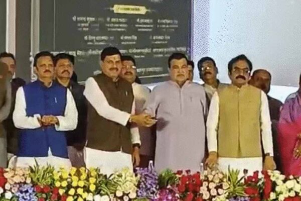 वीरांगना रानी दुर्गावती के नाम पर बने फ्लाईओवर का उद्घाटन, गडकरी ने किया लोकार्पण, सीएम यादव रहे साथ