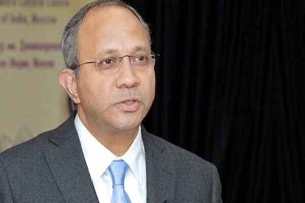 भारतीय राजदूत बोले: तेल खरीद फैसले में US टैरिफ तनाव का असर नहीं