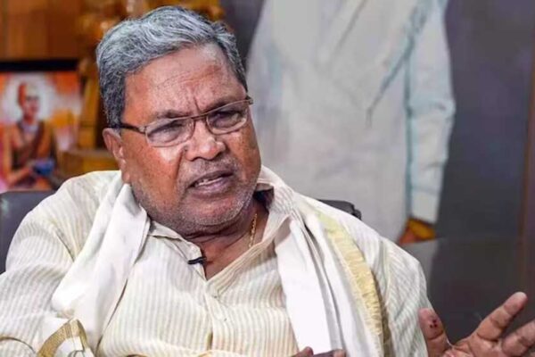 सिद्धारमैया कैंप हावी, DK RSS प्रार्थना के विवाद में फंसे; हाईकमान से की गई कार्रवाई की मांग