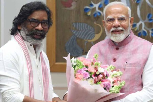 प्रधानमंत्री मोदी ने हेमंत सोरेन को दी जन्मदिन की बधाई, ट्वीट कर जताई शुभकामनाएं