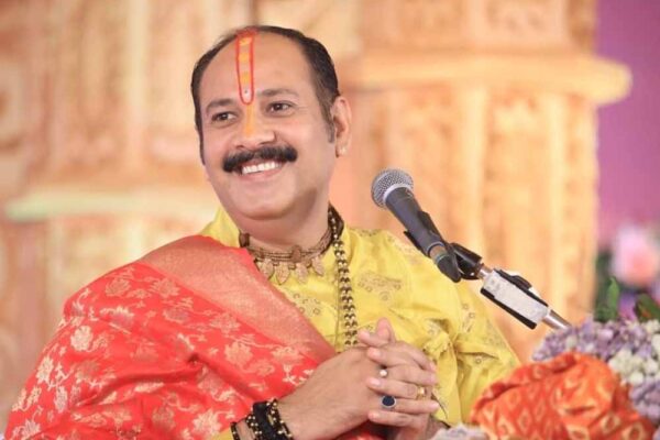 कुबरेश्वर धाम केस कोर्ट में पहुंचा, पंडित प्रदीप मिश्रा पर मंडराया संकट