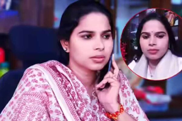 पूजा पाल का अगला दांव क्या होगा? प्रयागराज की होर्डिंग ने खड़े किए कई सवाल