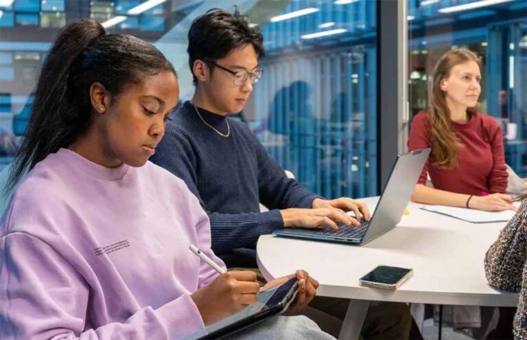 ऑनलाइन रेपुटेशन मैनेजमेंट यानी पीआर इंटरनेट