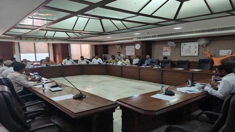 पिछड़ा वर्ग कल्याण को लेकर विधानसभा समिति ने की अहम बैठक