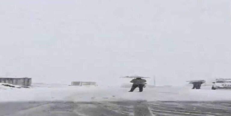 लाहौल घाटी में बारिश और ओलावृष्टि का अलर्ट: आज येलो, कल ऑरेंज, मौसम की ताज़ा खबर