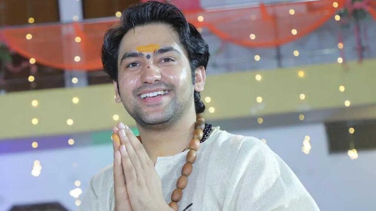 पदयात्रा में ऐलान! धीरेंद्र कृष्ण शास्त्री बोले – भारत तब तक नहीं रुकेगा जब तक नहीं बने हिंदू राष्ट्र