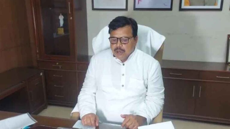 उपभोक्ताओं को मिले गुणवत्तापूर्ण बिजली : ऊर्जा मंत्री तोमर