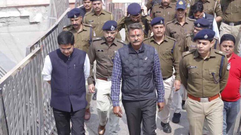 महाकाल दर्शन के बाद IPS राकेश गुप्ता ने संभाला पद, कानून व्यवस्था को और मजबूत बनाने का दिया वादा