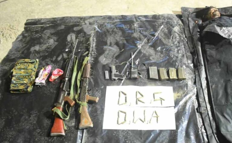 भैरमगढ़ में पुलिस-नक्सली मुठभेड़: एरिया कमेटी का इनामी माओवादी मारा गया, हथियारों का जखीरा मिला