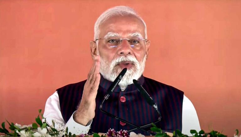 PM मोदी ने वर्ल्ड को दिया संदेश, कहा- ‘समस्या का समाधान सैन्य टकराव से नहीं’