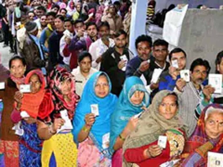 शहरीकरण का असर: गाजीपुर, मैनपुरी और आजमगढ़ में घटे पंचायत मतदाता